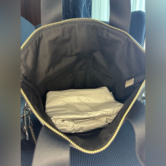 First edition Coach Manhattan fold bag - Picture 3 of 6